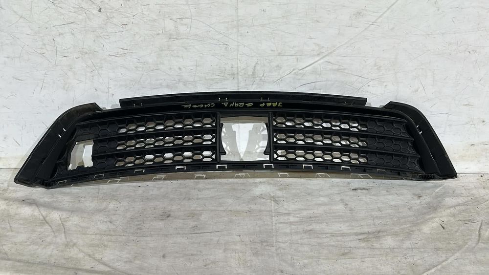 Grila inferioara Bara fata, Jeep Grand Cherokee, 2015, 2016, 2017, 2018, 2019, cod origine OE 68265267AA.
