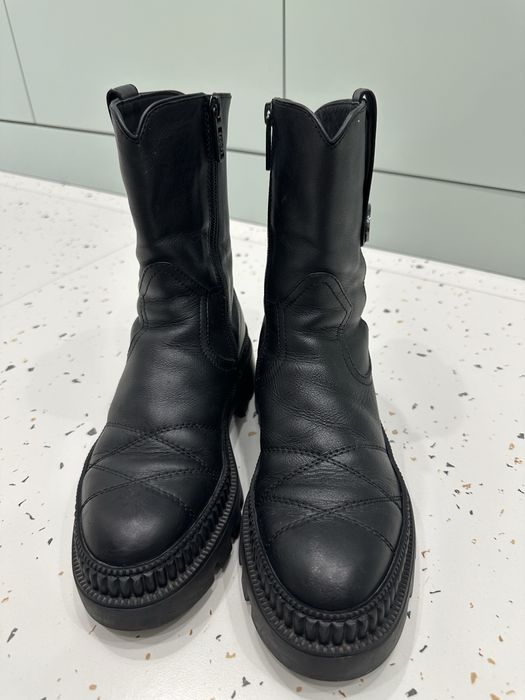 Зимние и осенние сапоги