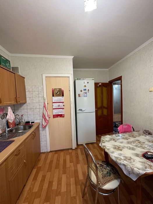 Продам 3х комнатную, 20 мкрн