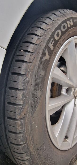 Set 4 anvelope vara 205 55 16 cu 350 lei