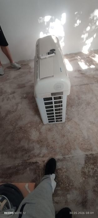 Aer condiționat Hyundai 12000 btw