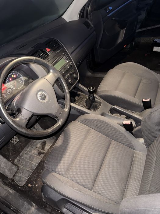 Golf 5 2005 impecabila