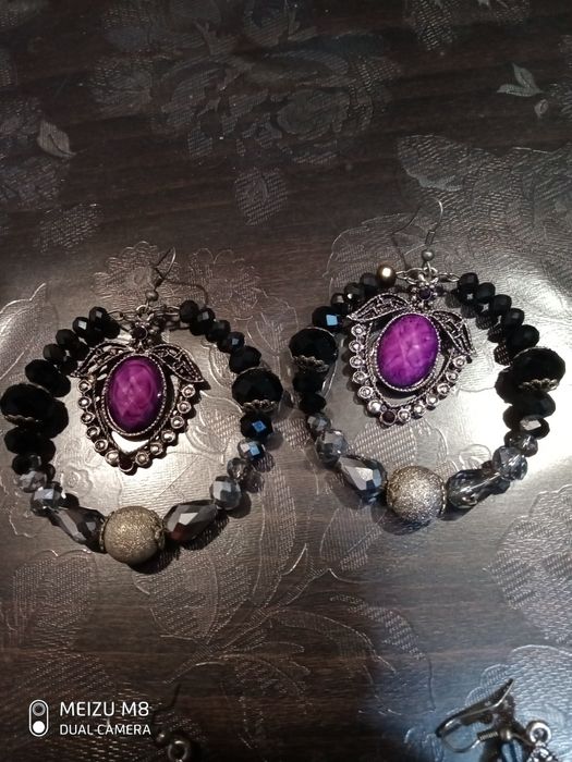 Различни видове обици