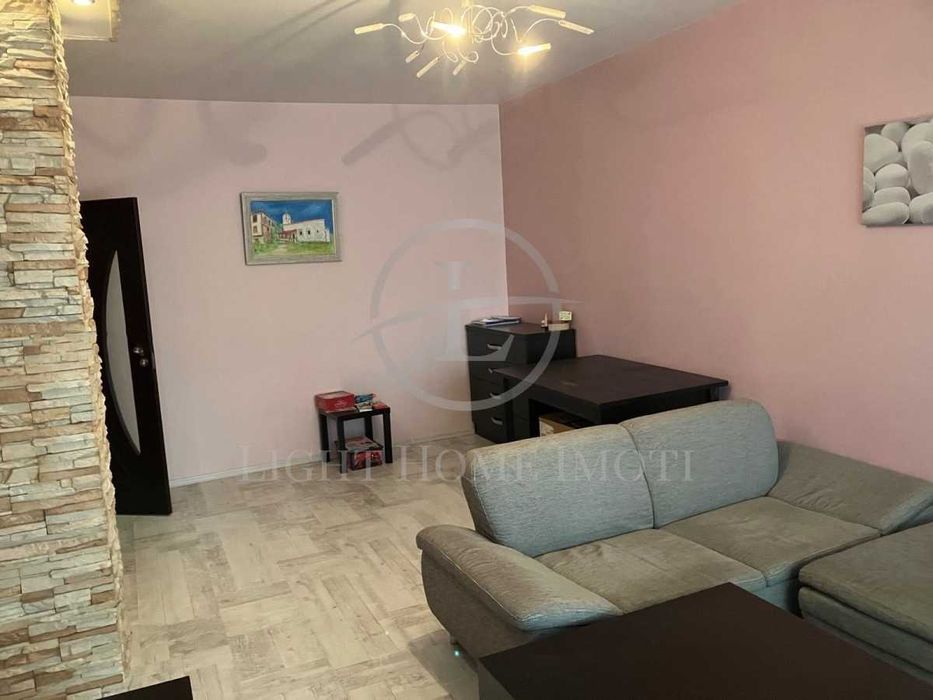Продава се Двустаен апартамент в Пловдив, Гагарин - 65 кв.м за 1884 €/кв.м - Снимка #2