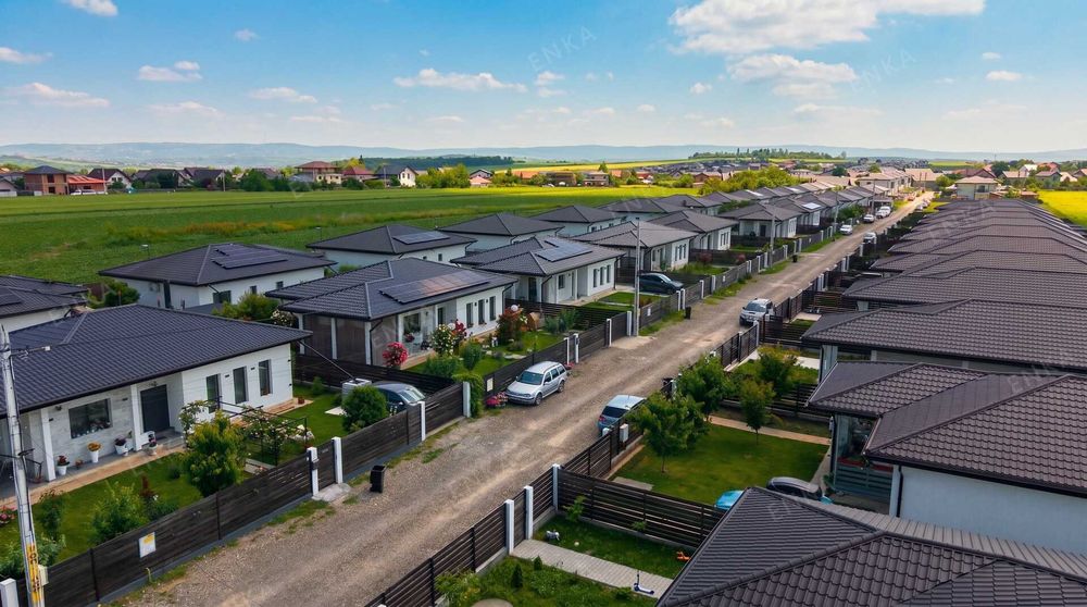 Casa 4 camere ENKA, ideala familie, 2 bai - Miroslava Iasi