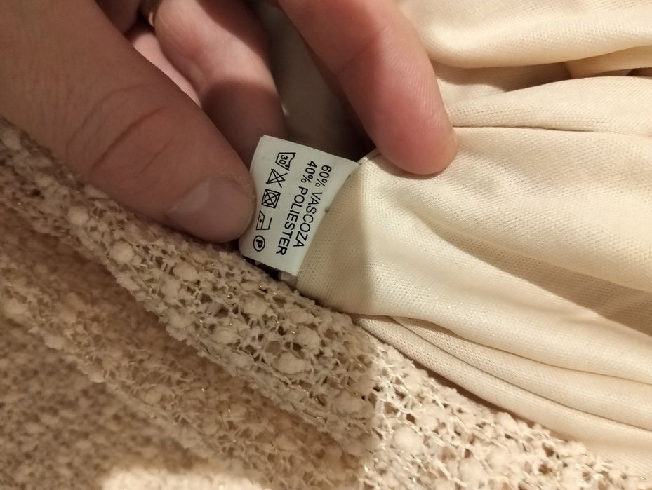 Rochie bej tricotată, mărimea 46
