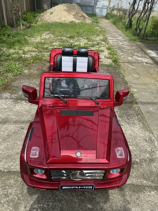 Masina electrica cu pedale si volan pentru copii