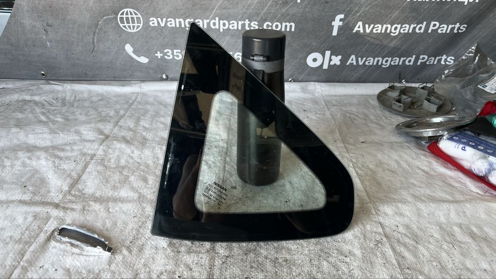 Задно ляво стъкло Nissan Sunny B11