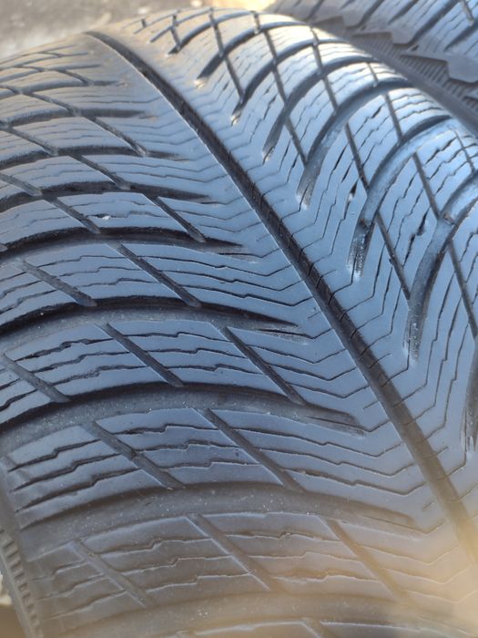 Перфектни 4бр.225/65/17 Michelin PA5 suv dot3621