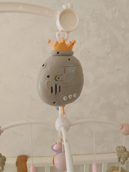 Мобиль на манеж, музыкальный