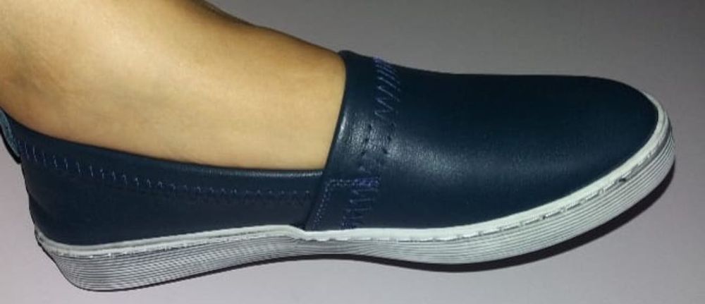 Женские кожаные слипоны