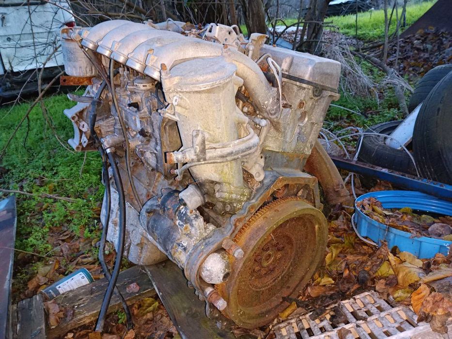 ОБОРУДВАН работещ двигател 5 цилиндров Мерцедес