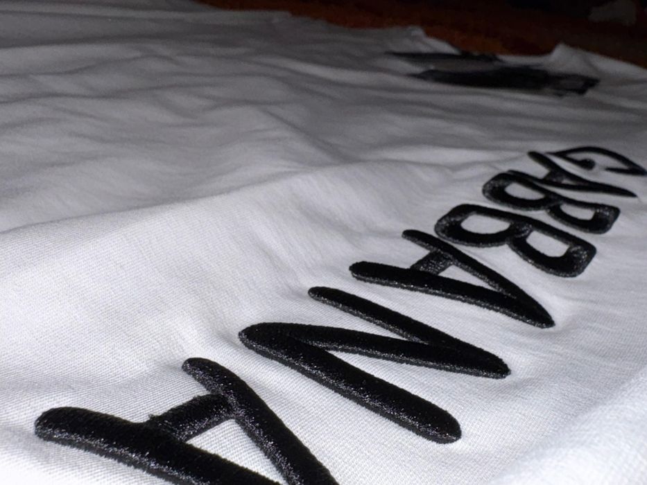 Dolce & Gabbana – Bluză albă premium, logo iconic, originală