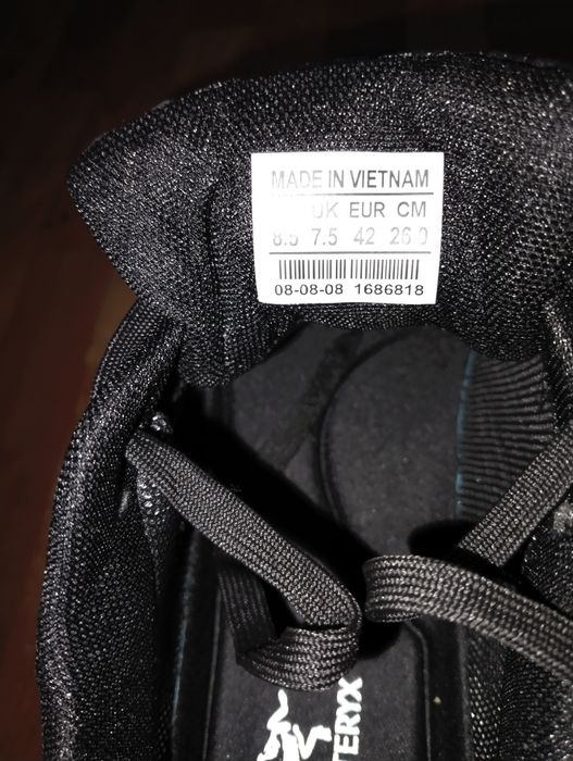 продам кроссовки термо