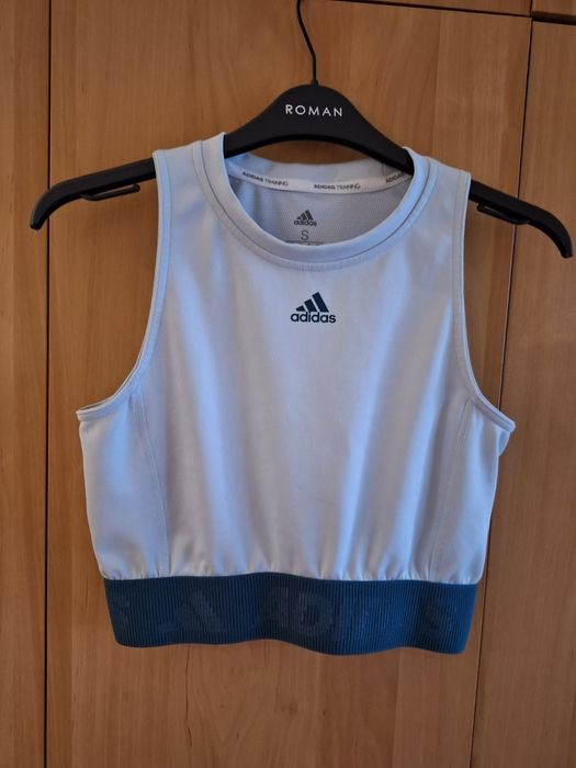 Нов потник Adidas