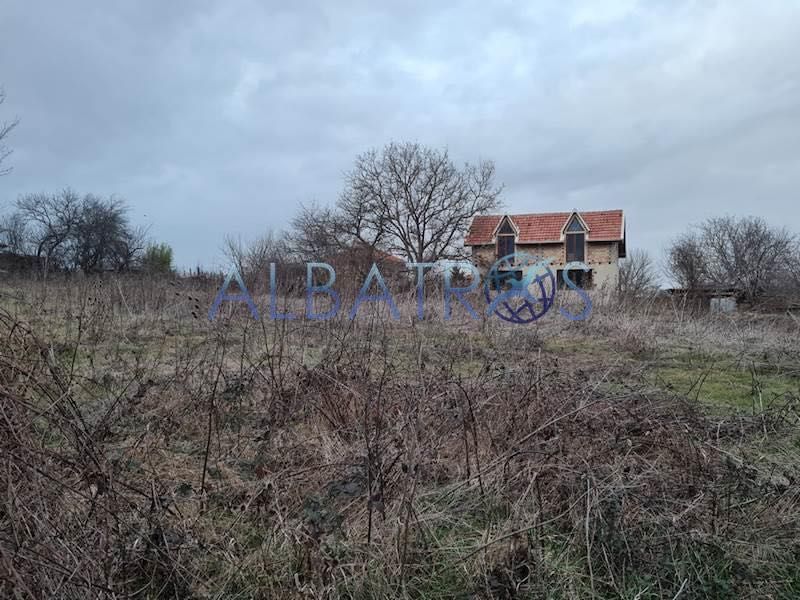 Продава се Къща в с. Горен чифлик, Област Варна - 108 кв.м за 505 €/кв.м - Снимка #2