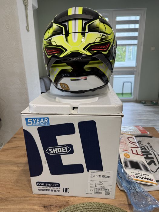Каска Shoei X-spirit III