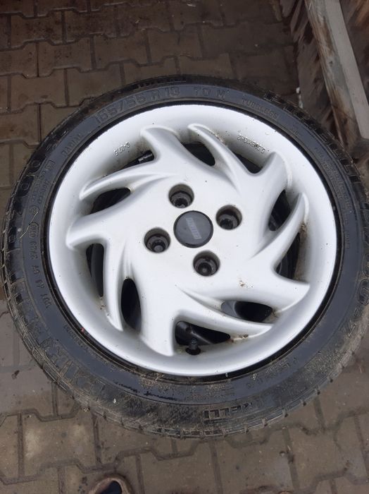 4 roti complecte r 13