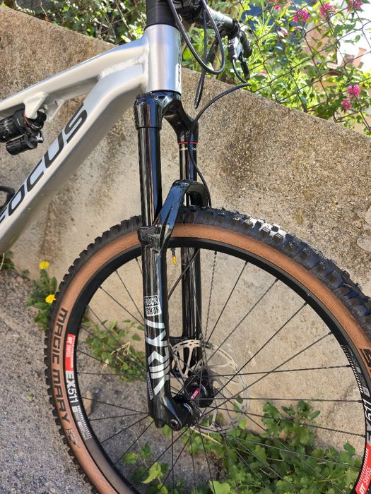 Ендуро Focus Jam 29 цола M размер 1x12 GX Електронни скорости  Sram Full Rockshox Suspension DT swiss Sram code 4-бутални