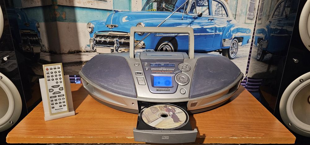 Panasonic RX ES 27 radio casetofon cu cd