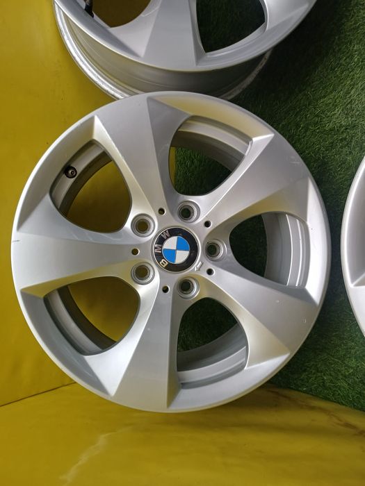 Диски R16 5x120 на BMW.