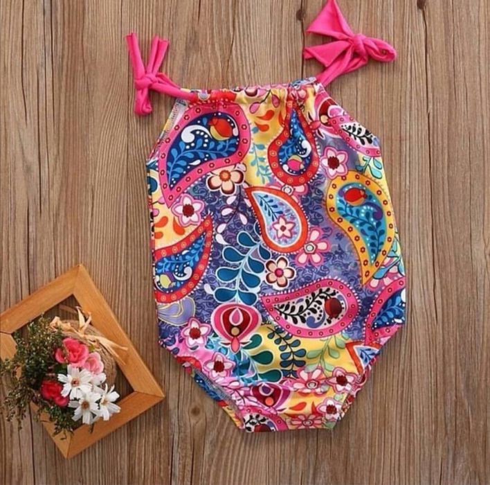 Продам. Купальник. Новые