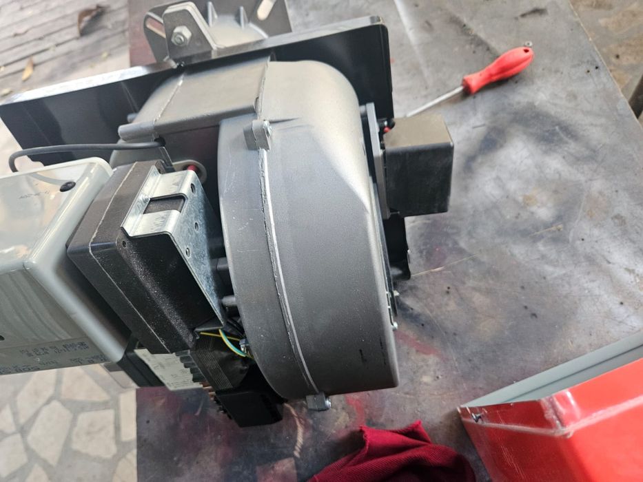 RİELLO 40 GS20 gorelka