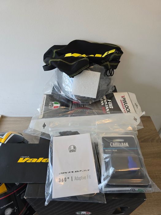 Casca moto AGV PISTA GP RR editie limitata Laguna Seca 2005