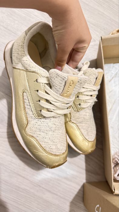 Кроссовки Clarks