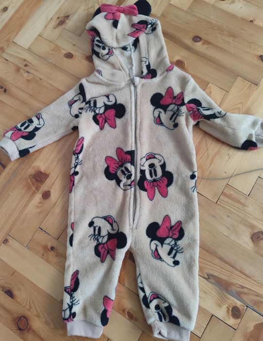 Бебешки връхни дрехи