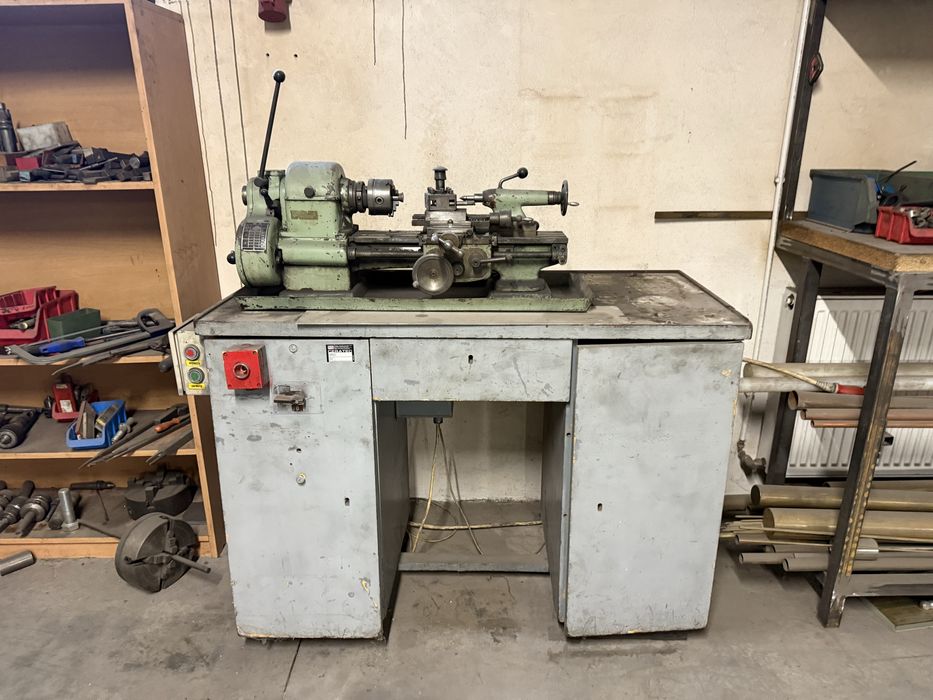 Strung universal de precizie tip MN-80