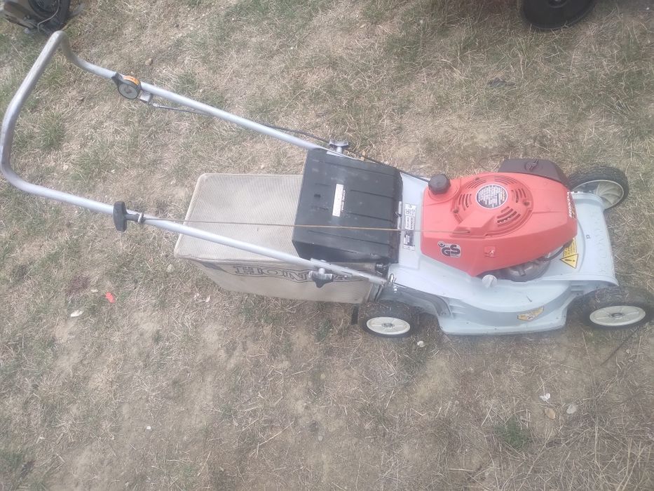 Mașină de tuns iarba Honda