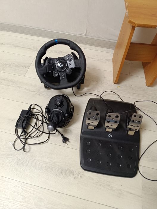 Продам игровой руль