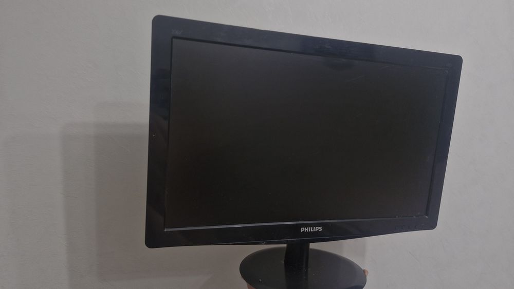 Монитор Philips 21 дюйм