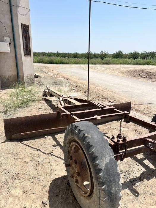Shoshiling !!! Traktor MTZ-80 SOTILADI!!! Narxi kelishiladi