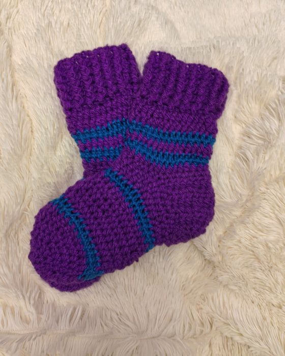 Детские носочки..