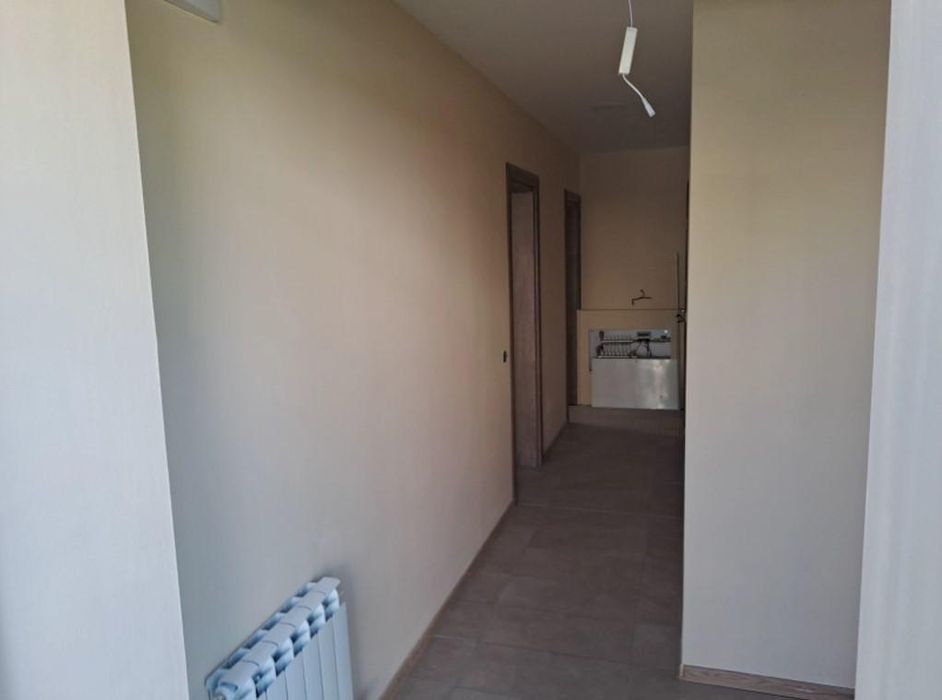 Дава се под наем Тристаен апартамент в София, Младост 2 - 98 кв.м за 750 € - Снимка #2