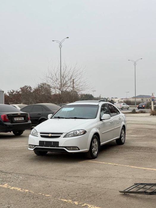 Срочна жентра 3позиця автомат 2020 га 2021 сотилади