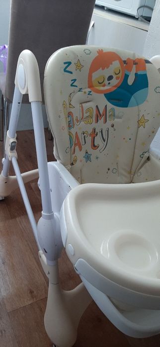 Стульчик для кормления
