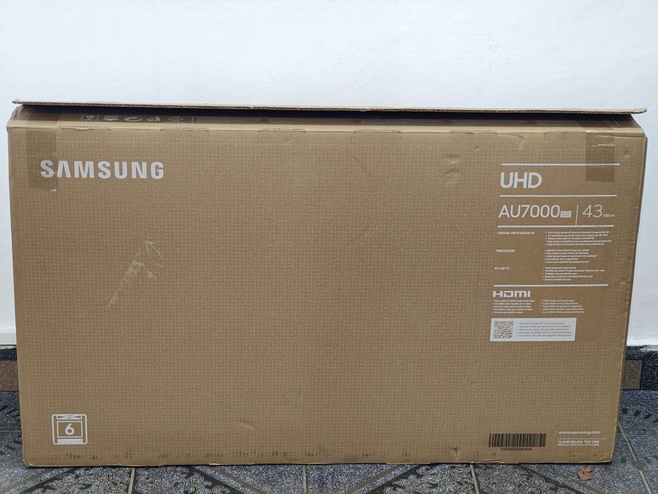 Smart TV Samsung 4K Ultra HD 108Cm