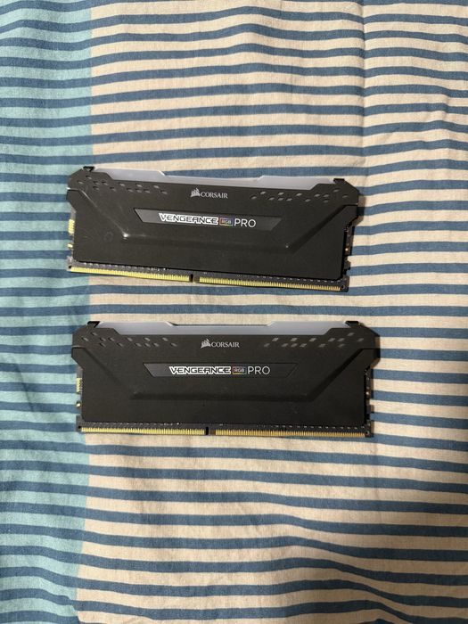 16gb ram corsair vengeance rgb pro