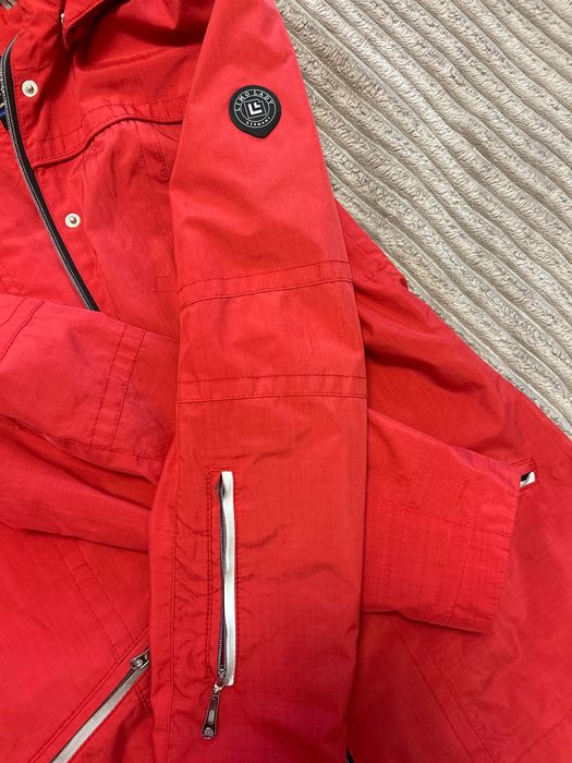 Женская ветровка