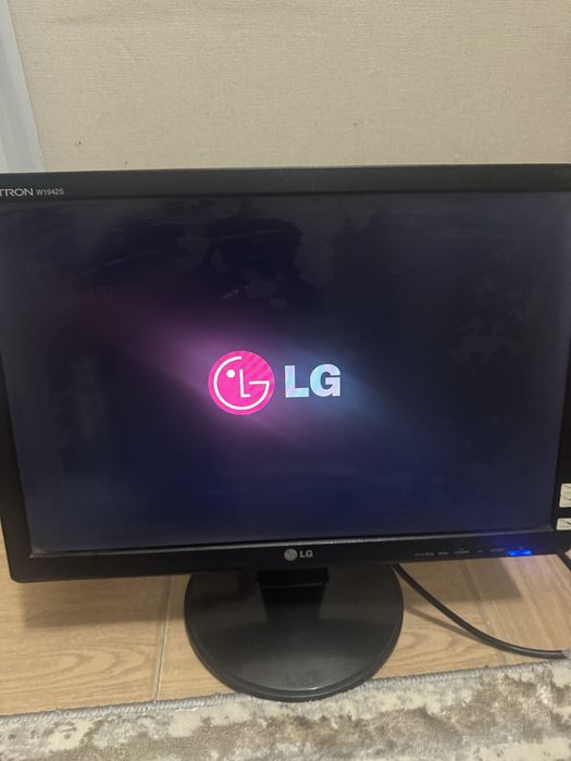 Мониторы LG в отличном состоянии