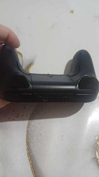 продам геймпад 8BitDo Pro 2