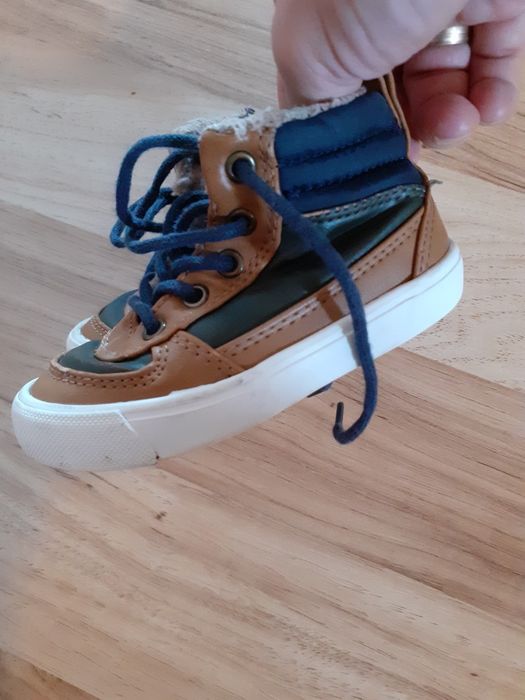 Ghete piele zara kids 21 mărimea 21, noi, impecabile