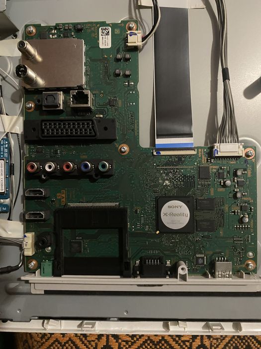 Радботещи Майн борд , Захранване, и Wi-Fi Modul. Sony Kdl26EX55