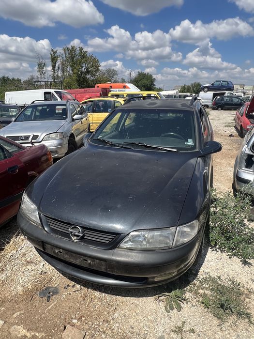 Opel Vectra B 1.6 16v НА ЧАСТИ