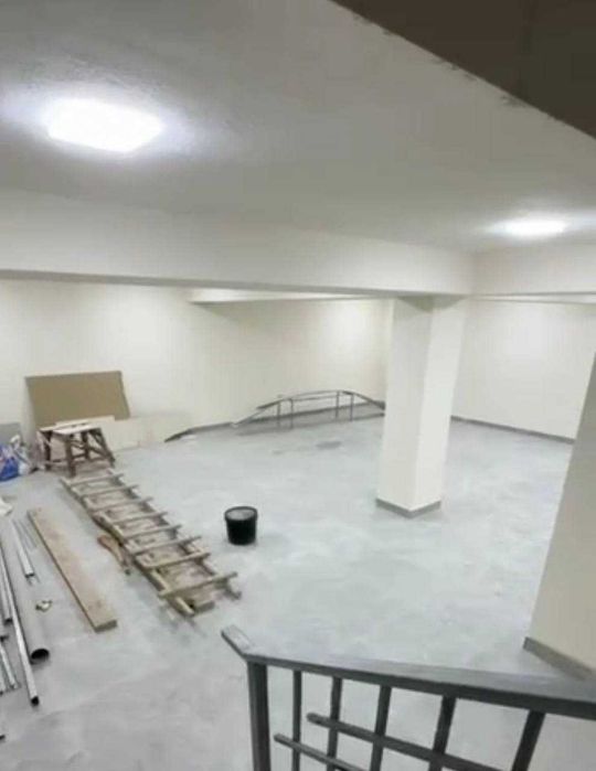 СРОЧНО Сотилади Продается нежилое здания