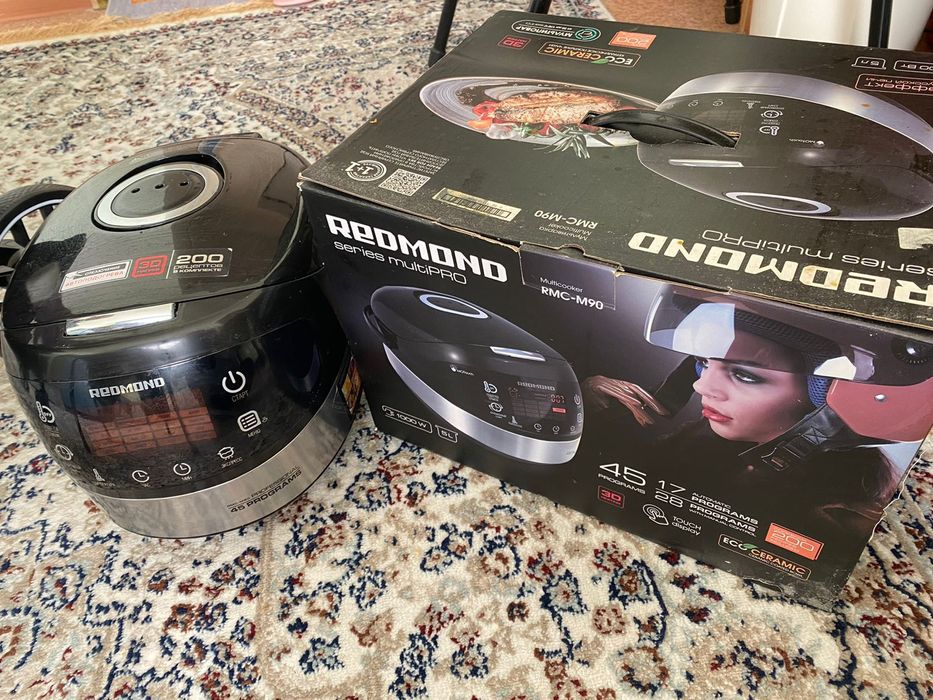 Мультиварка Redmond