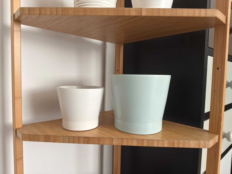 Etajeră colț IKEA RÅGRUND bambus + 6 ghivece